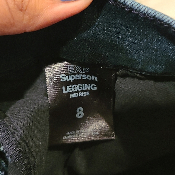 Express supersoft legging mid-rise size 8 - Picture 6 of 6